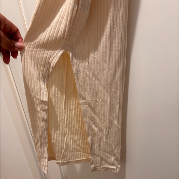 Beyond Yoga Cream Midi Dress - Picture 5 of 5